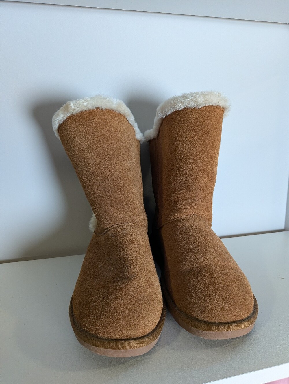 Minnetonka Orphelia Chestnut Suede Faux Fur Lined Boots Size 9 - Picture 2 of 8